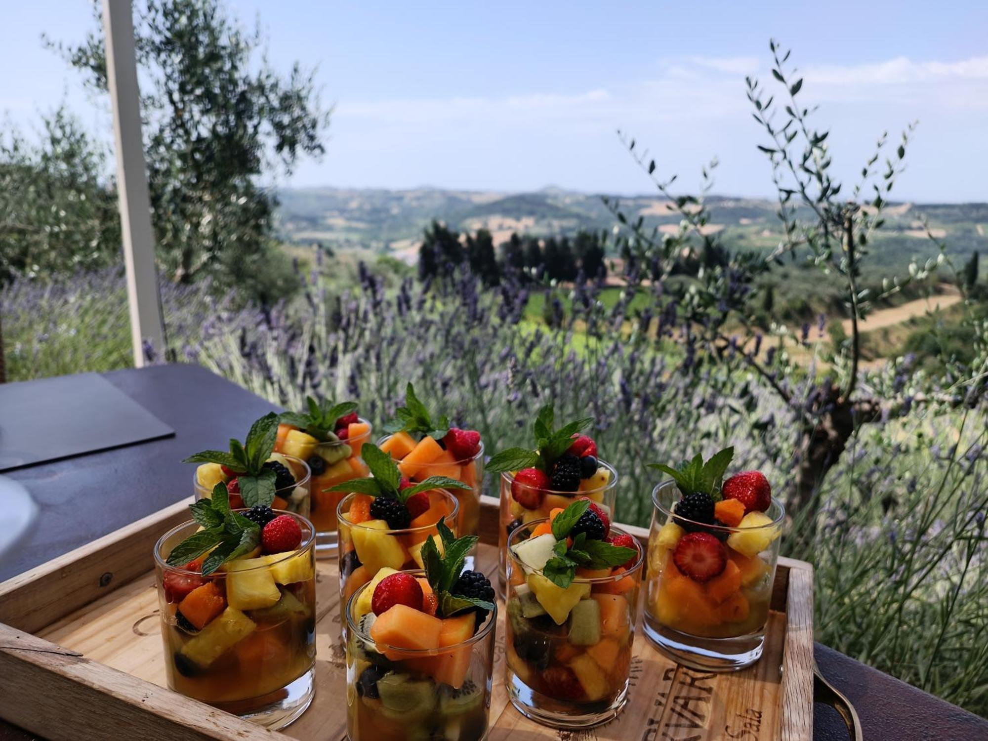 Palazzo Tempi Apartment ซานกัสชาโน อิน วัลดีเปซา ภายนอก รูปภาพ