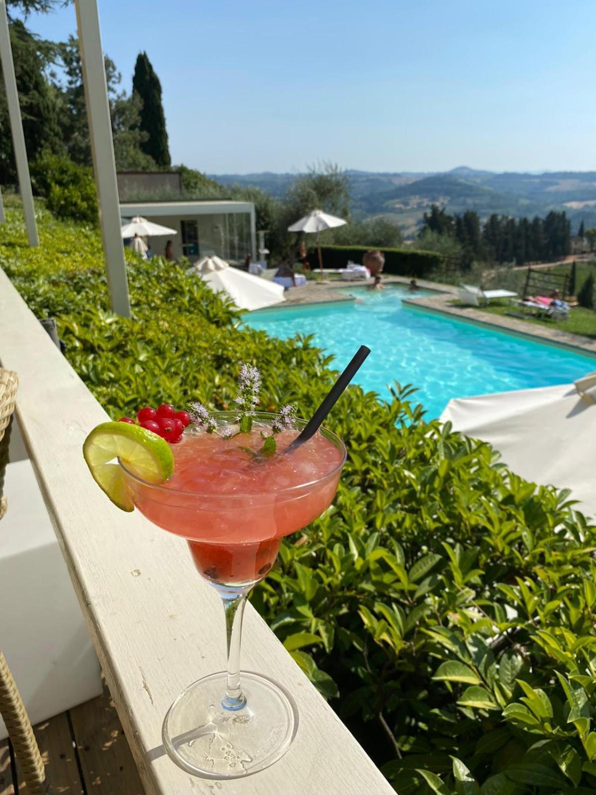 Palazzo Tempi Apartment ซานกัสชาโน อิน วัลดีเปซา ภายนอก รูปภาพ