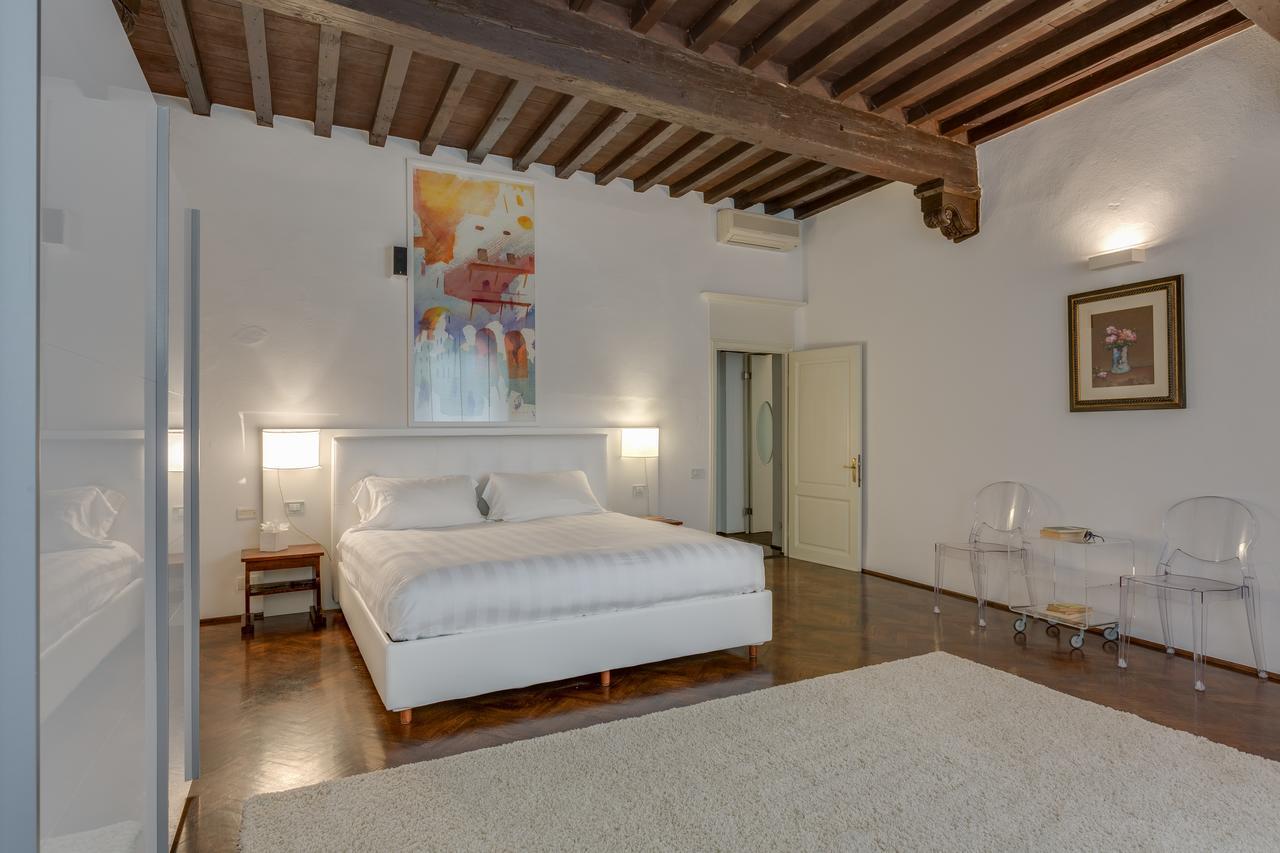 Palazzo Tempi Apartment ซานกัสชาโน อิน วัลดีเปซา ภายนอก รูปภาพ