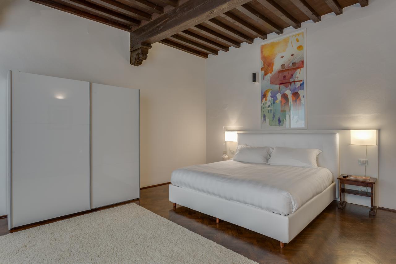 Palazzo Tempi Apartment ซานกัสชาโน อิน วัลดีเปซา ภายนอก รูปภาพ